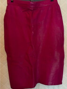 Forenza Fuchsia Leather Pencil Skirt